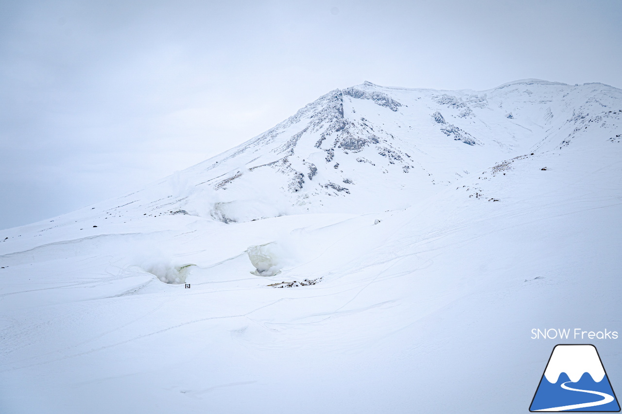 大雪山旭岳ロープウェイ｜パウダーが無くたって、スキーは楽しい！過去最高難度の雪面を思いっきり楽しむ1日(^^)/